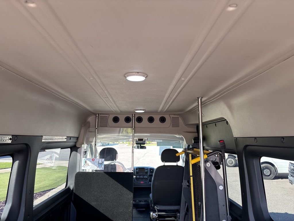 Used 2019 White Ram High Roof image 22