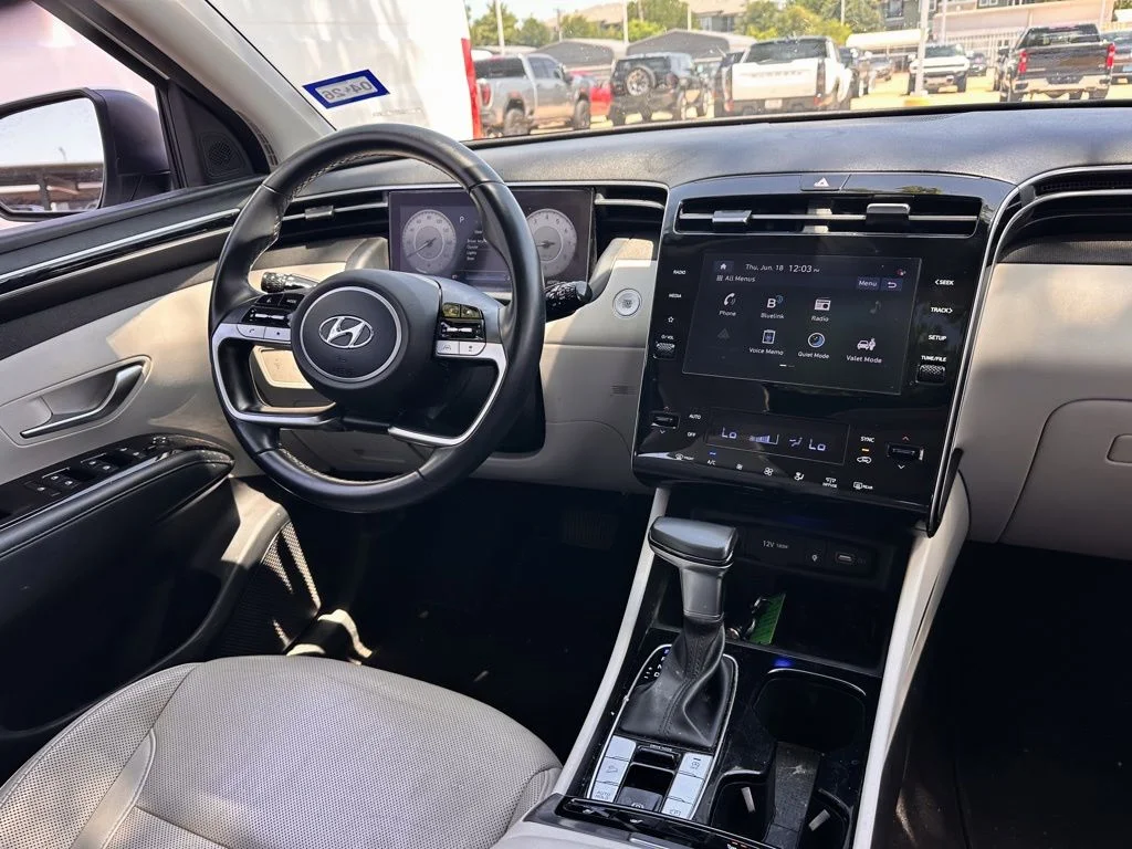 Used 2022 Gray Hyundai SEL image 10