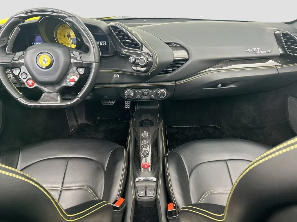 Used 2017 Giallo Modena Ferrari  image 21