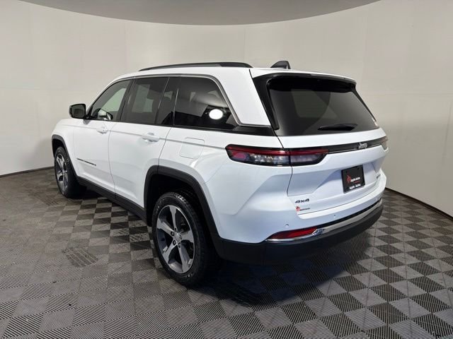 Certified Used 2023 White/off-white Jeep Limited image 7