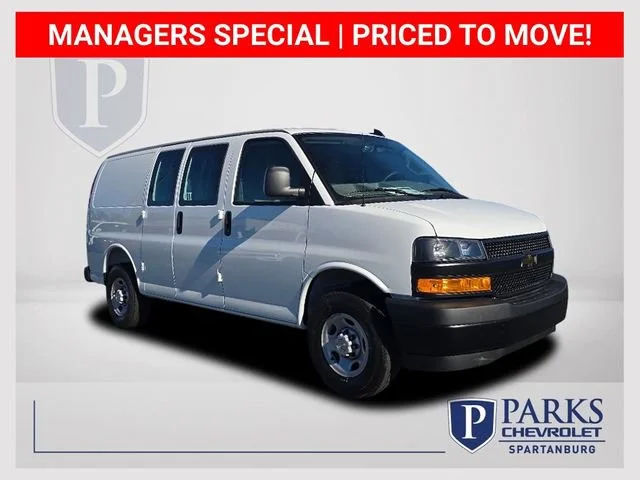 2025 Chevrolet Express 2500 Work Van HD's photo