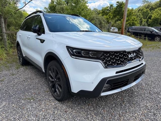 Used 2023 White Kia X-Line SX Prestige image 18