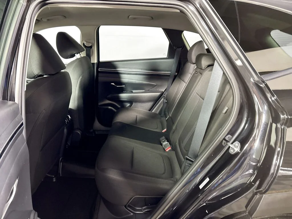 Used 2024 Black Hyundai SEL image 20