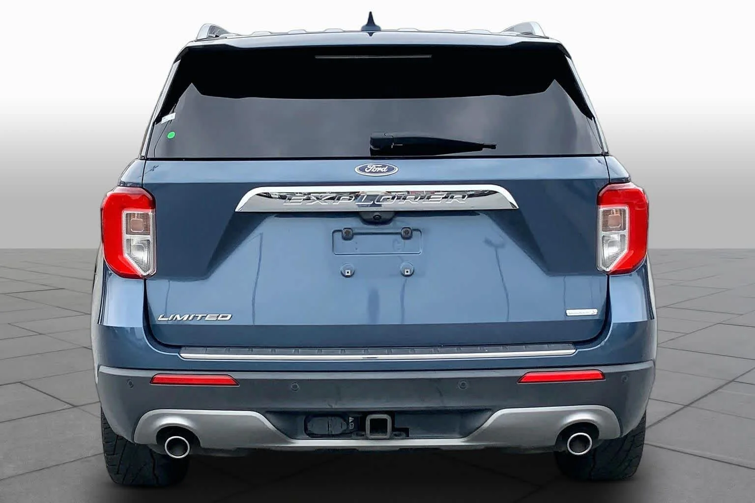 Used 2020 Blue Metallic Ford Limited image 5
