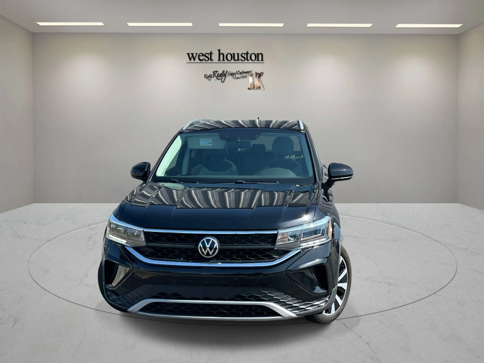Used 2022 Black Volkswagen SE image 2