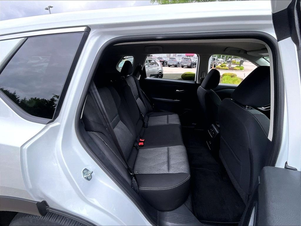 Used 2024 White Nissan SV image 16