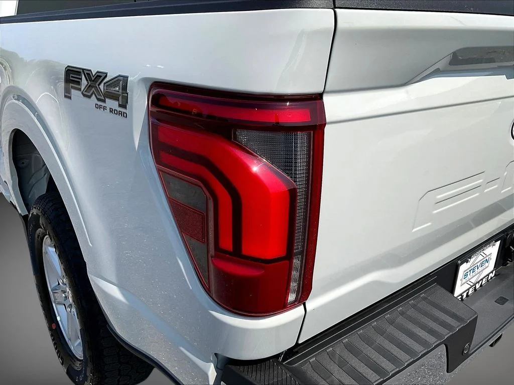 New 2026 Avalanche Ford Lariat® image 29