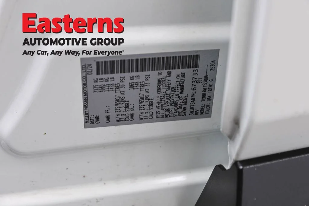 Used 2024 White Nissan S image 36