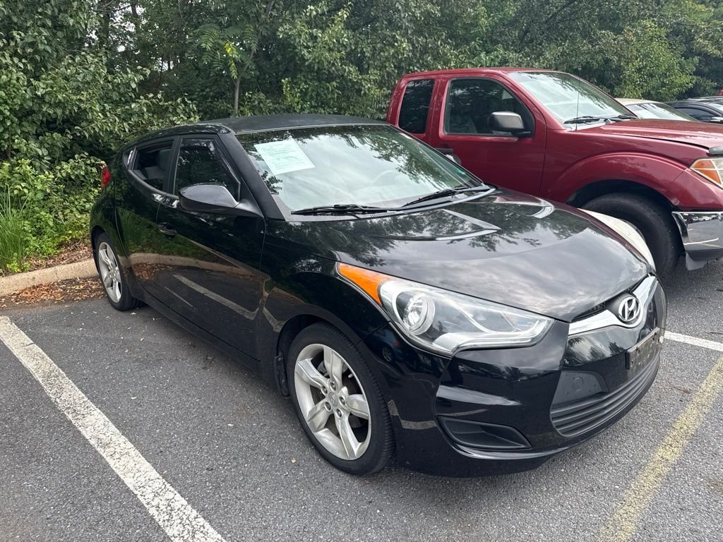 Used 2012 Black Hyundai Base image 1