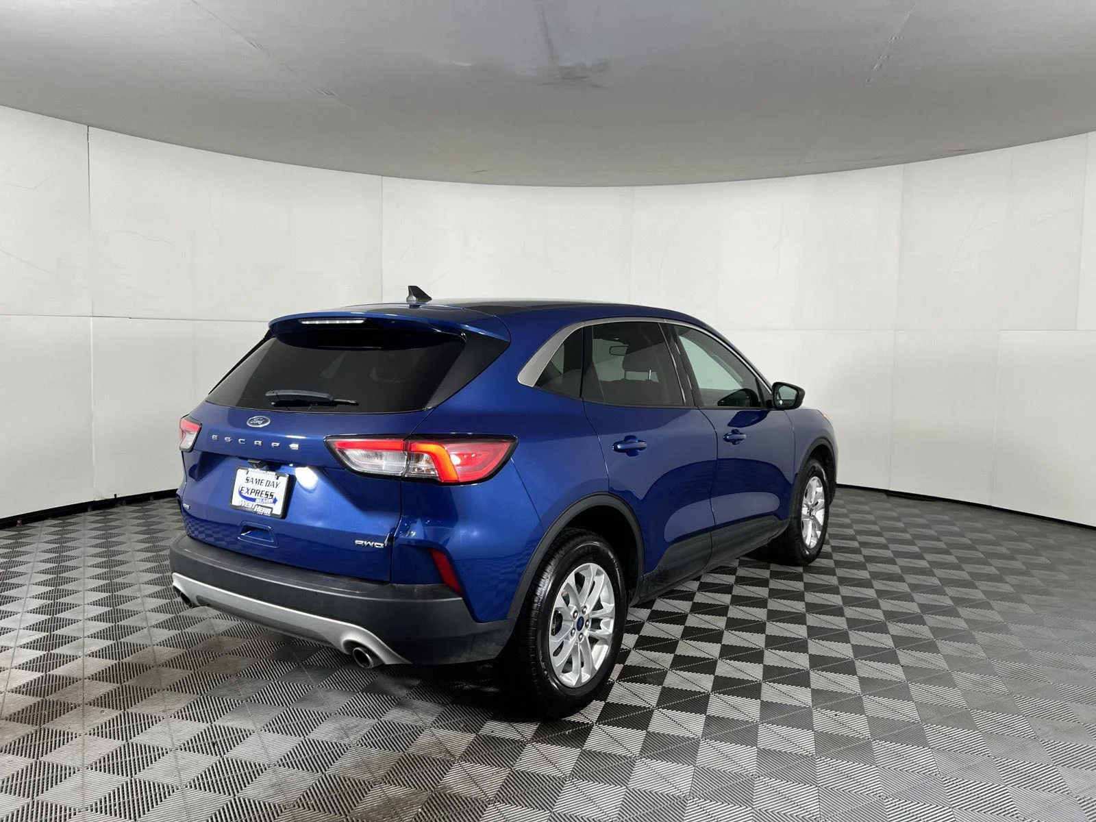 Used 2022 Atlas Blue Ford SE image 7