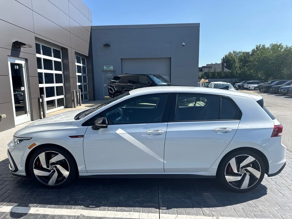 Used 2024 White Volkswagen 2.0T S image 2