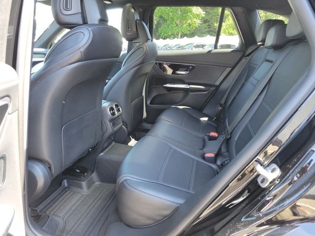 Certified Used 2023  Mercedes-Benz GLC 300 image 17