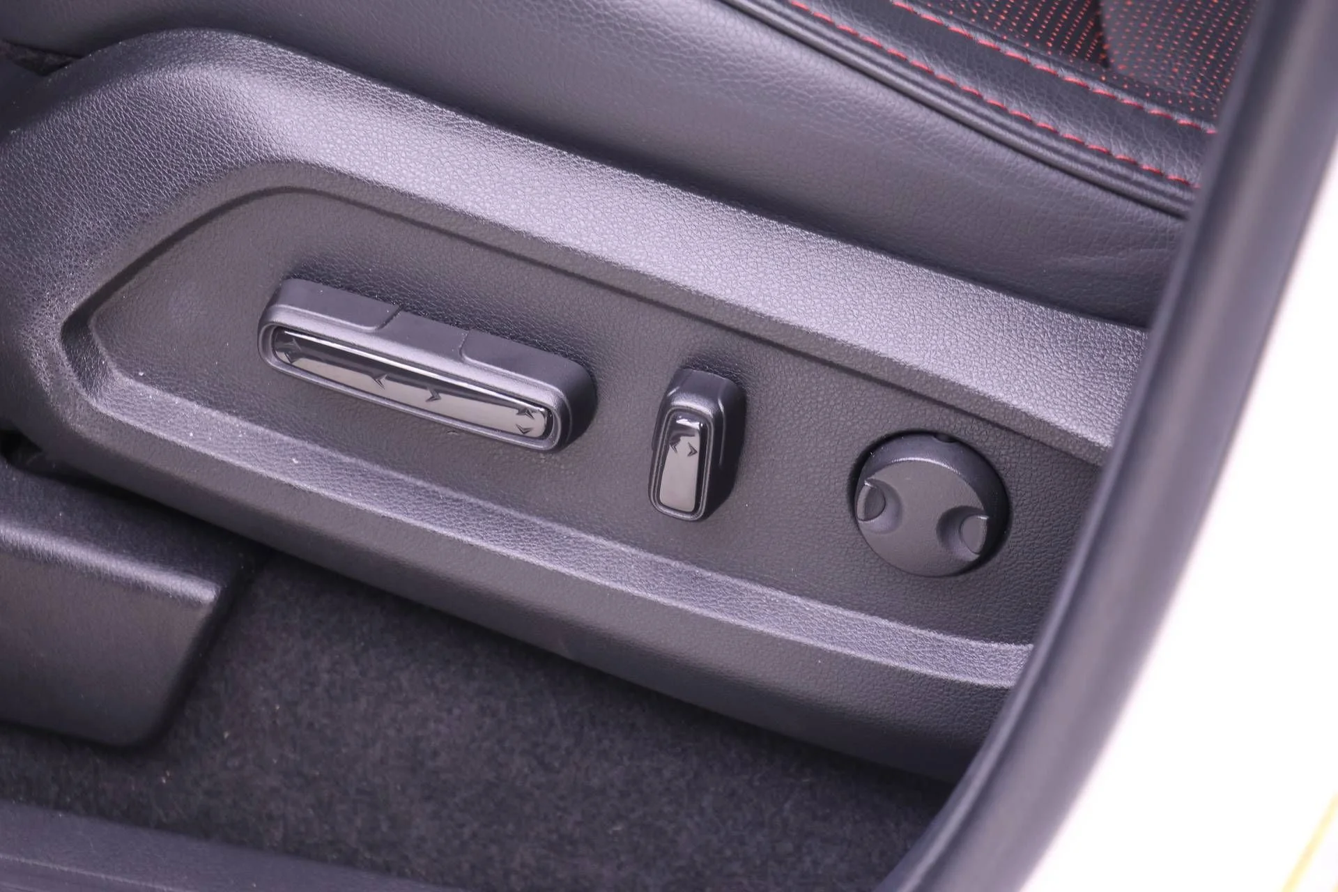 2025 Honda Pilot Black Edition - Photo 16