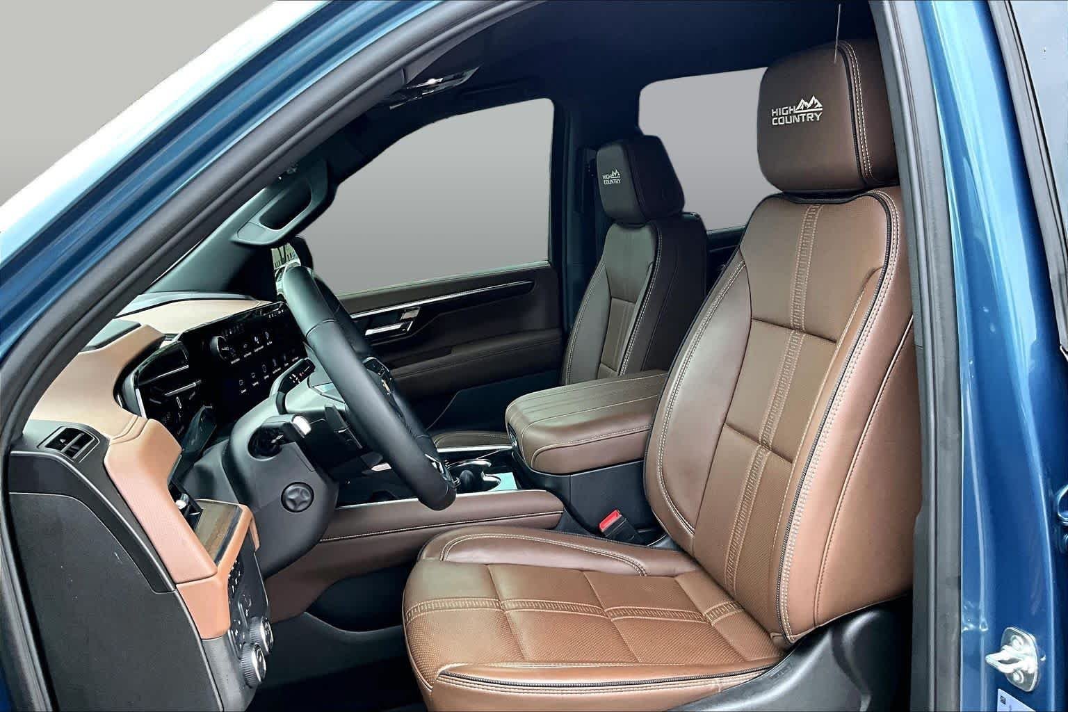 Used 2025 Lakeshore Blue Metallic Chevrolet High Country image 8