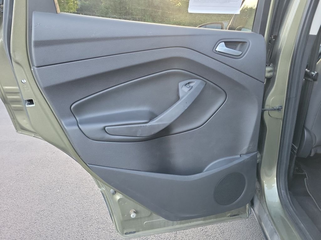 Used 2014  Ford SE image 10