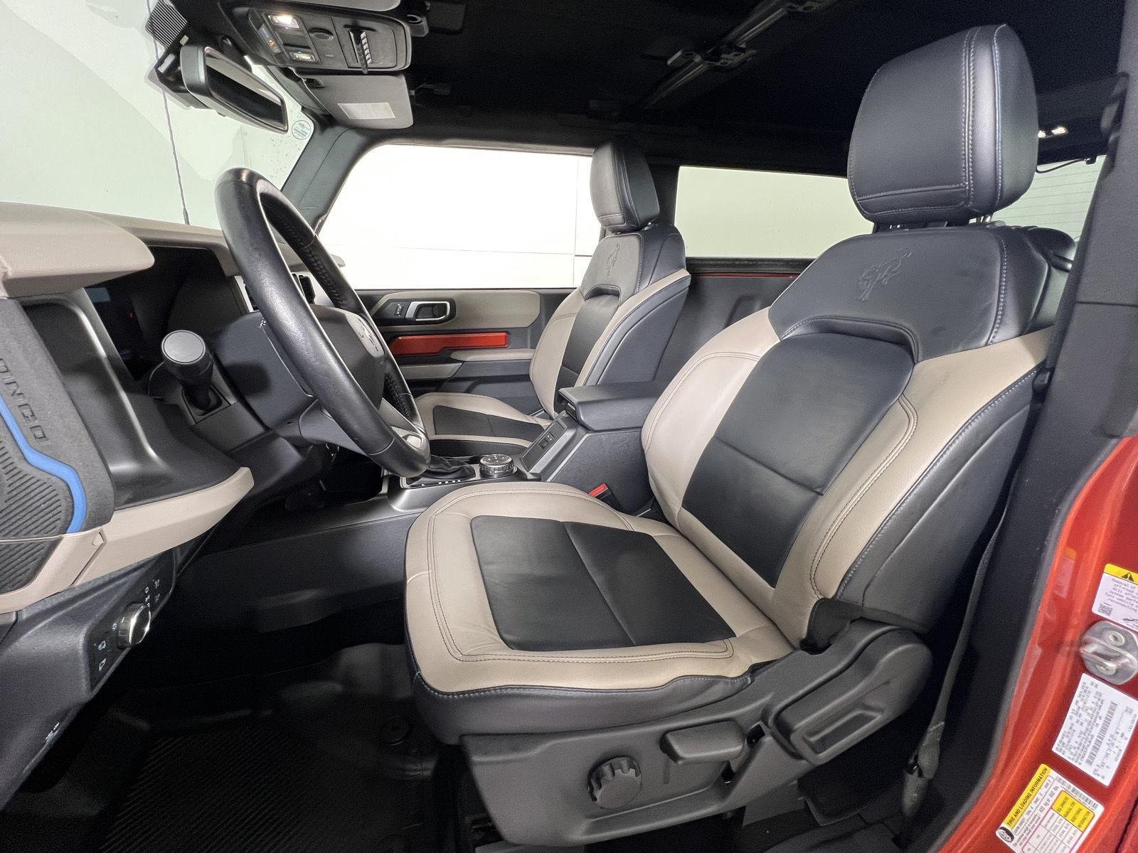 Used 2022 Chili Pepper Red Ford Wildtrak image 2