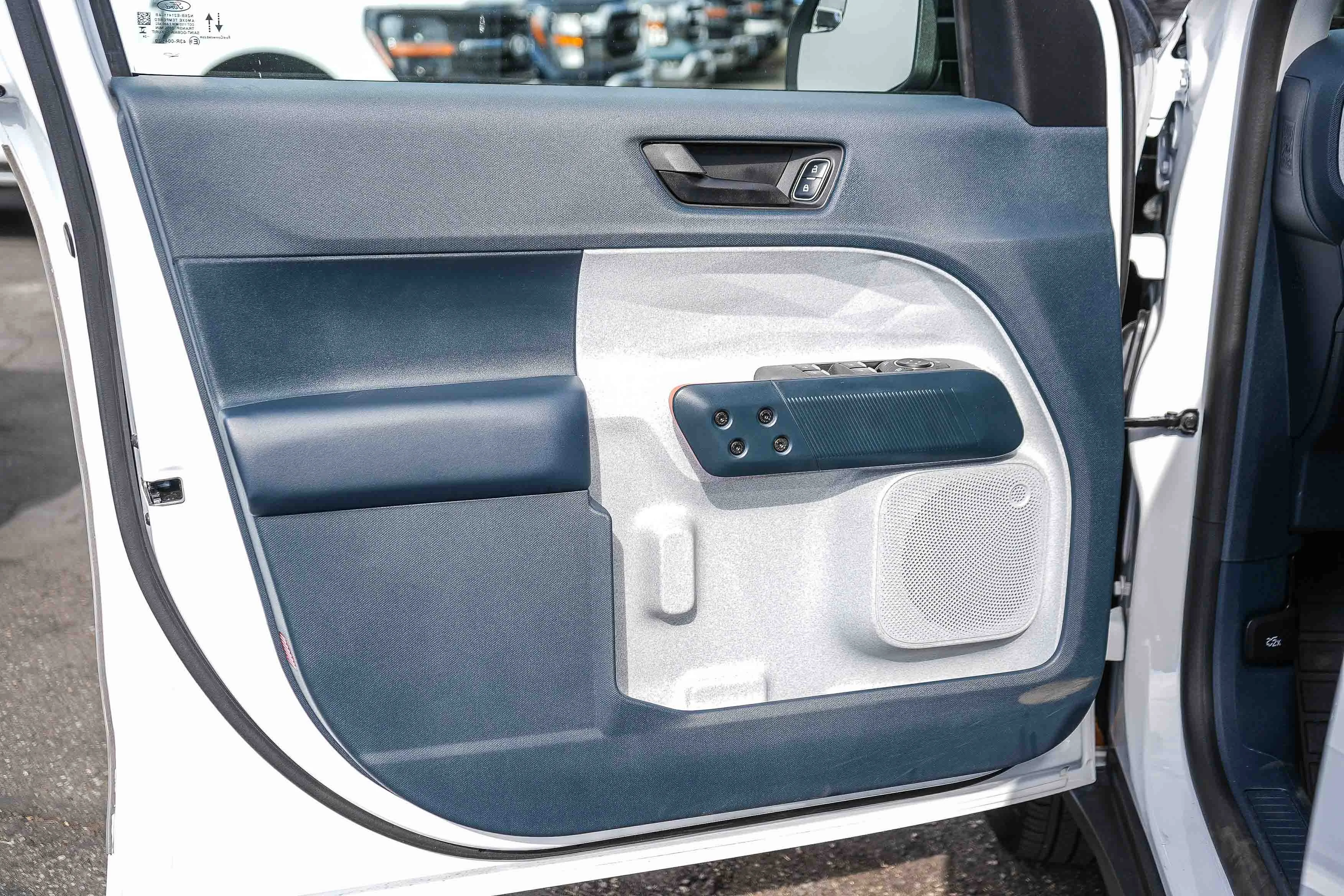 Certified Used 2024 Oxford White Ford XLT image 27