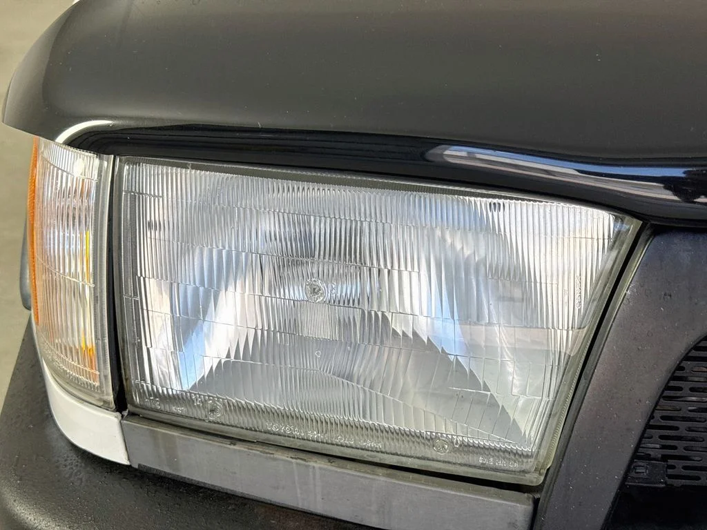 Used 1997  Toyota SR5 image 32