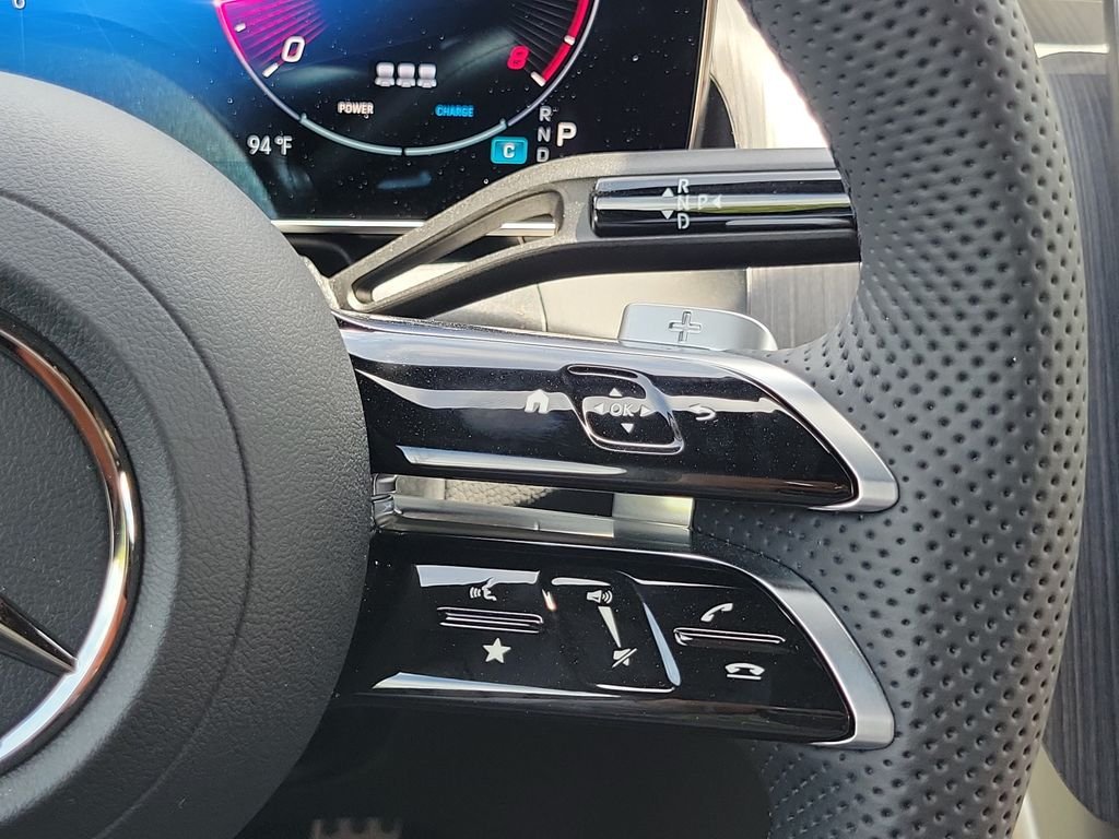 New 2027 MANUFAKTUR Alpine Grey Mercedes-Benz GLC 300 image 25