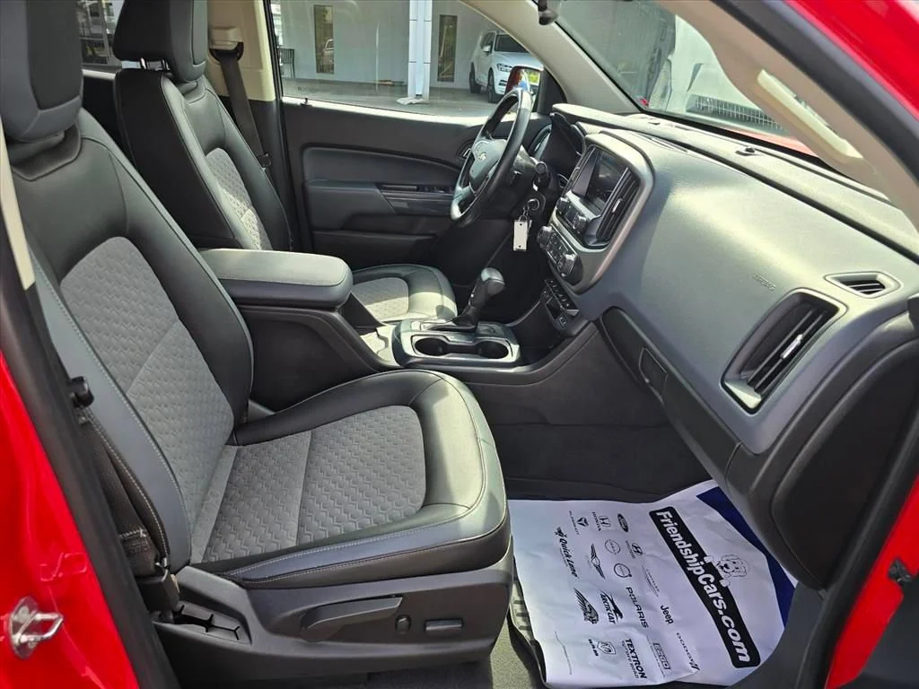 Used 2019 RED HOT Chevrolet 2WD Z71 image 14