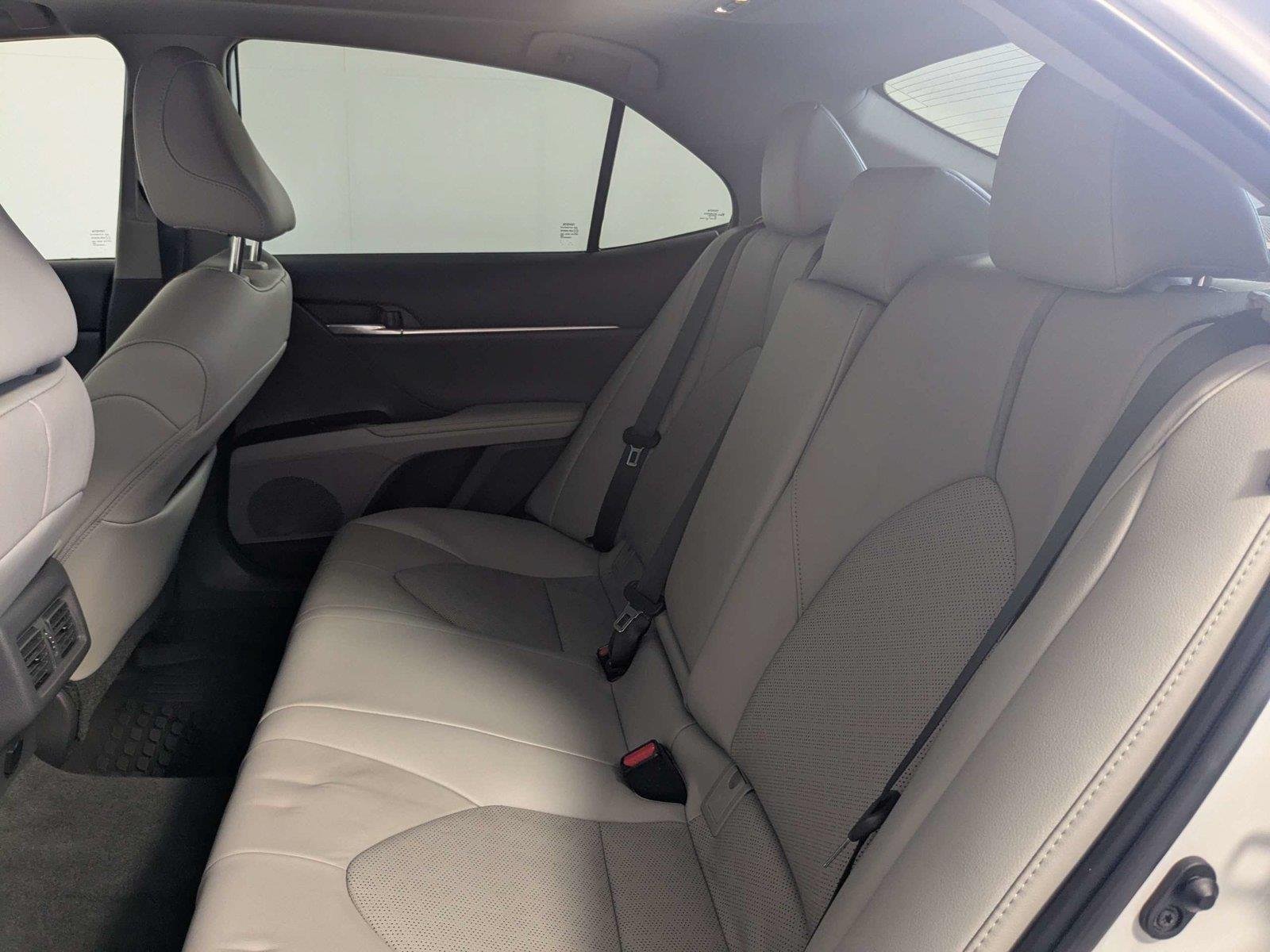 Certified Used 2020 Wind Chill Pearl Toyota XSE image 33