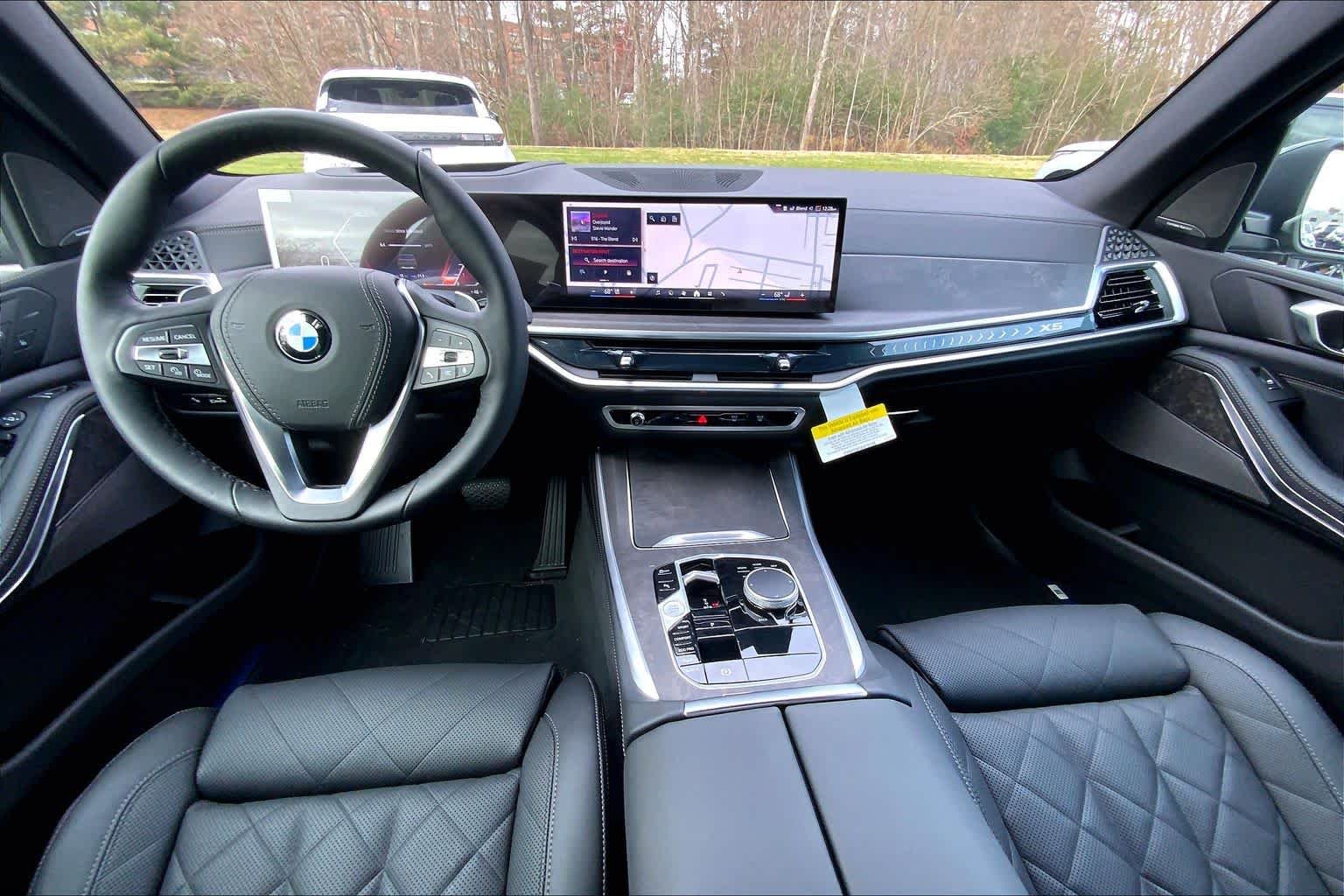 Used 2026 Dravit Grey Metallic BMW xDrive40i image 5