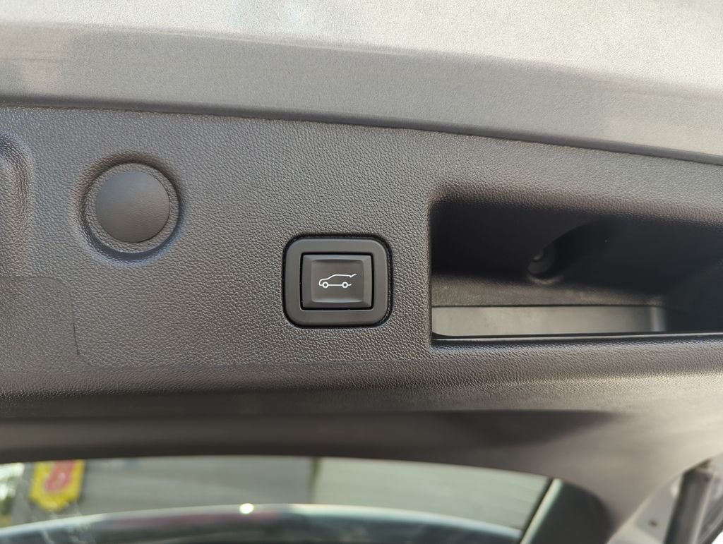 Used 2024 Gray Chevrolet LT image 29