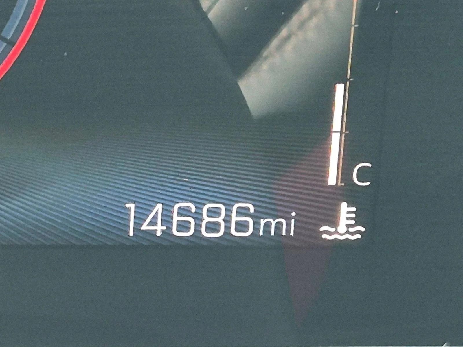 Used 2025 Summit White Chevrolet ACTIV image 12
