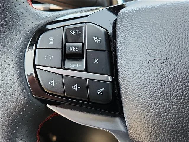 Used 2025 Agate Black Metallic Ford ST-Line 4x4 image 18