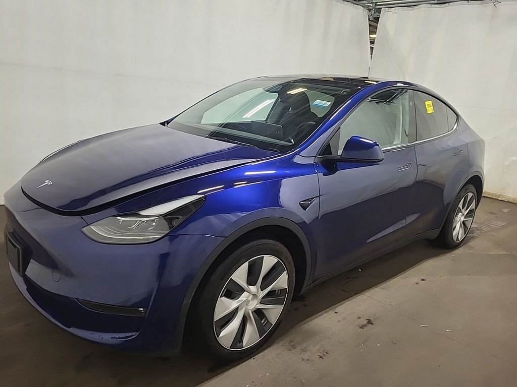 Used 2023 Blue Tesla Long Range image 2