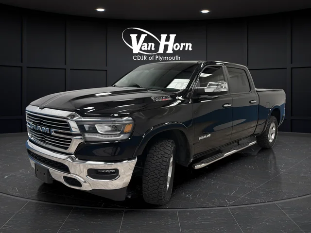 Used 2022 Diamond Black Crystal Pearlcoat Ram Laramie image 3