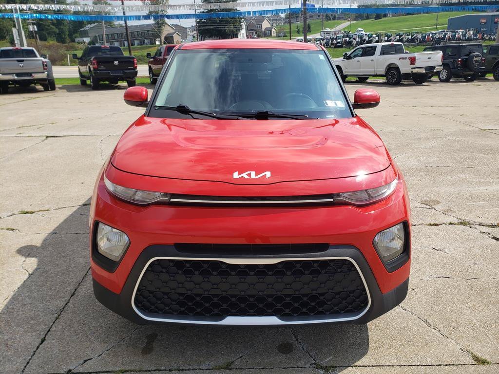 Used 2022 Inferno Red Kia LX image 8