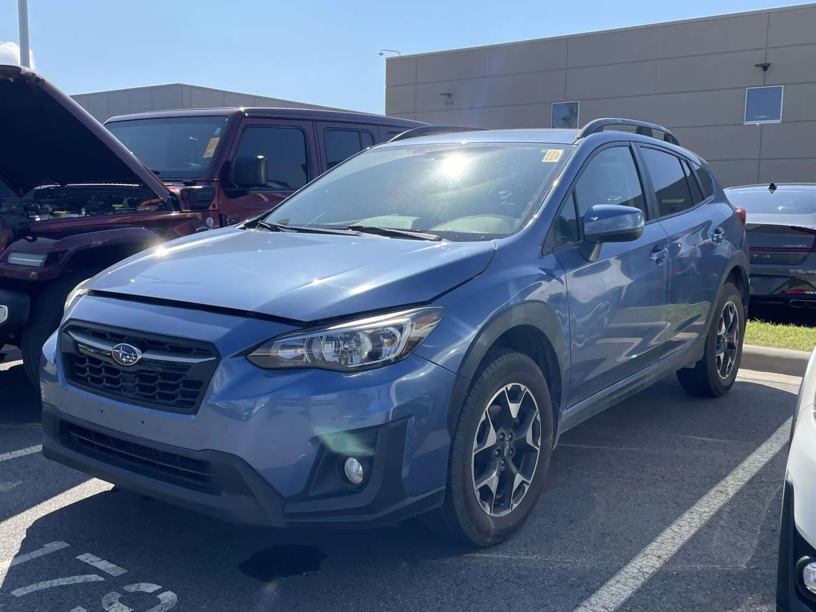 Used 2020 Quartz Blue Pearl Subaru Premium image 2
