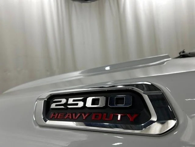 Used 2024 White Ram Big Horn image 27