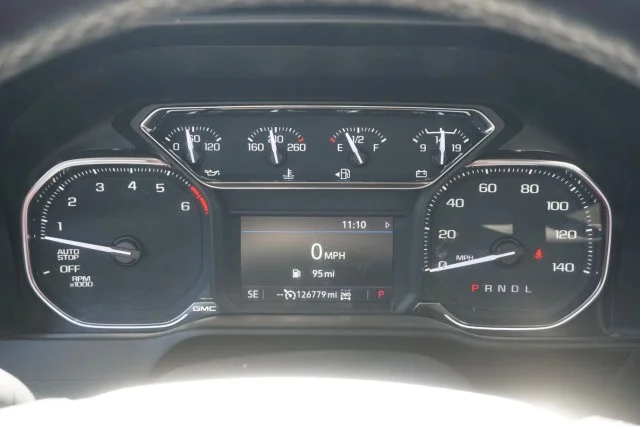 Used 2021 RED GMC SLE image 24