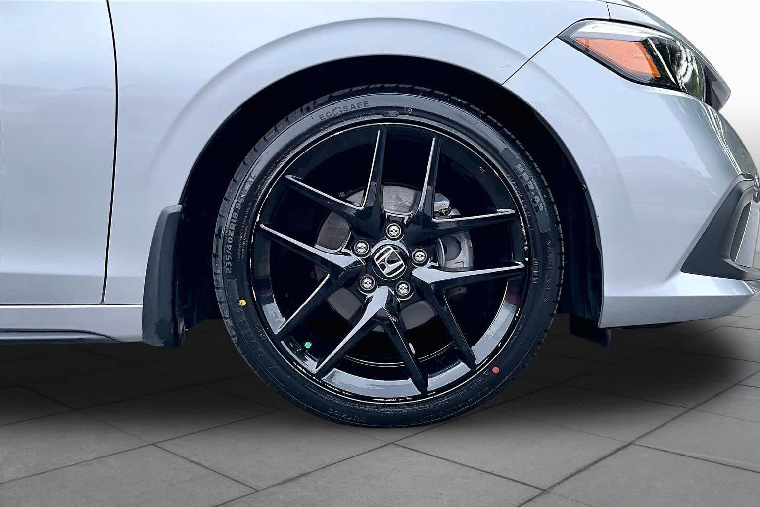 Used 2024 Lunar Silver Metallic Honda Sport image 10