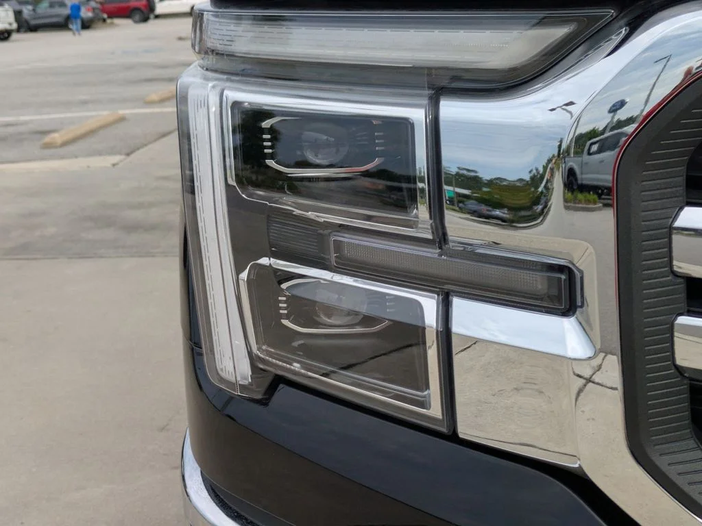 New 2026 Agate Black Metallic Ford Lariat image 9