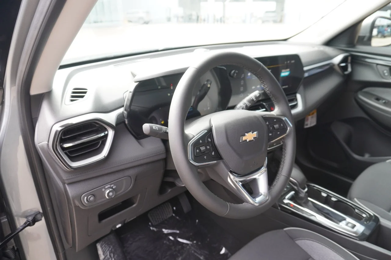 New 2026 Sterling Gray Metallic Chevrolet LT image 22