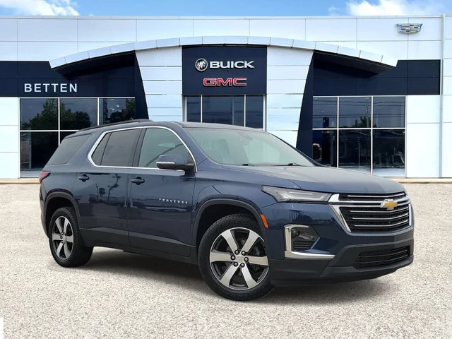 2022 Chevrolet Traverse LT Leather