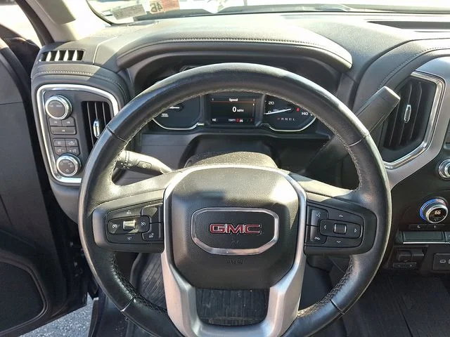 Used 2022 Blue GMC SLE image 18