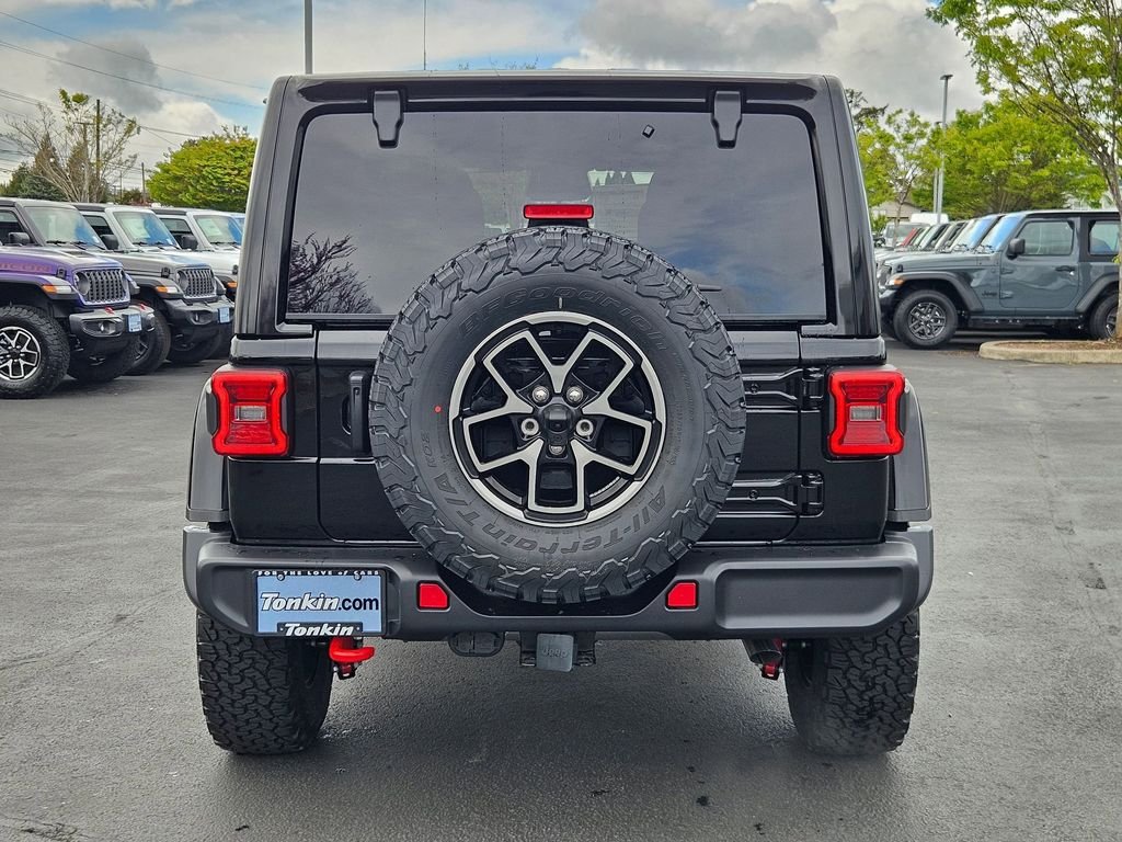 New 2026 Black Clear-Coat Exterior Paint Jeep Rubicon image 5