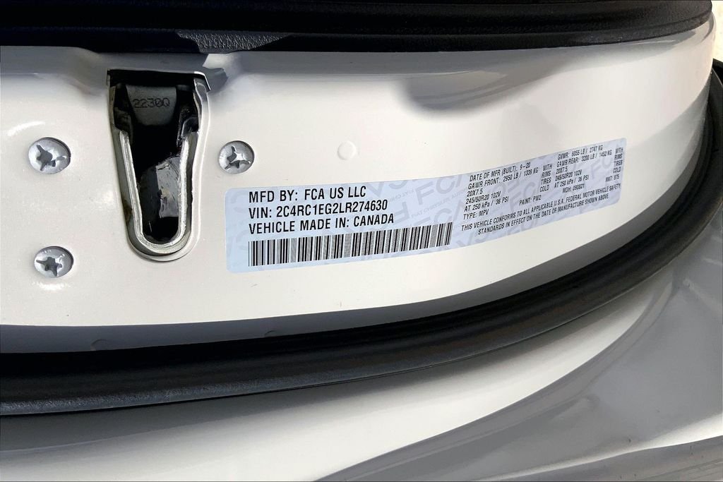 Used 2020 Luxury White Pearlcoat Chrysler Touring L Plus image 34