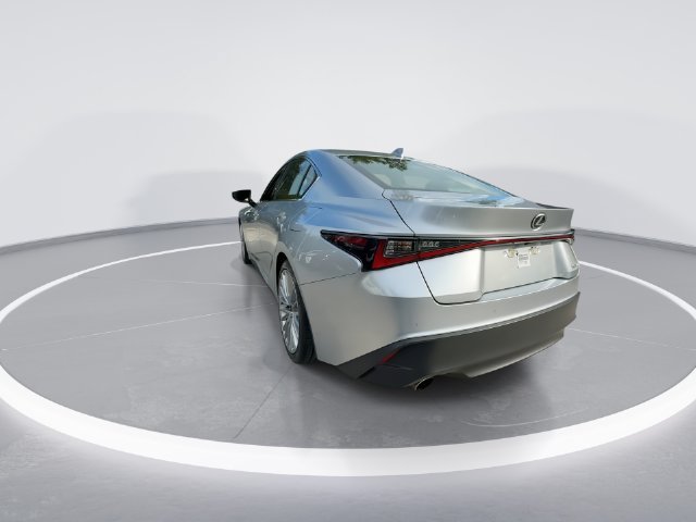 2025 Lexus IS 300 - Photo 6
