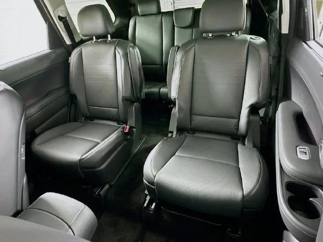 New 2026 Silver Hyundai Limited image 11