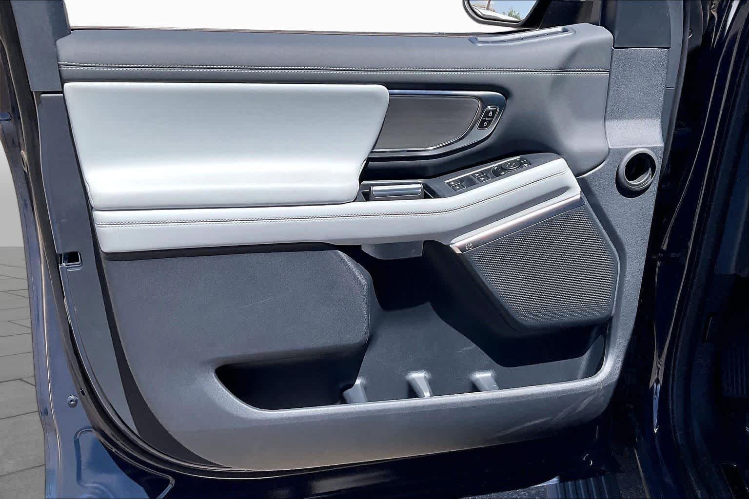 New 2027 Blue Ember Metallic Ford Platinum image 10