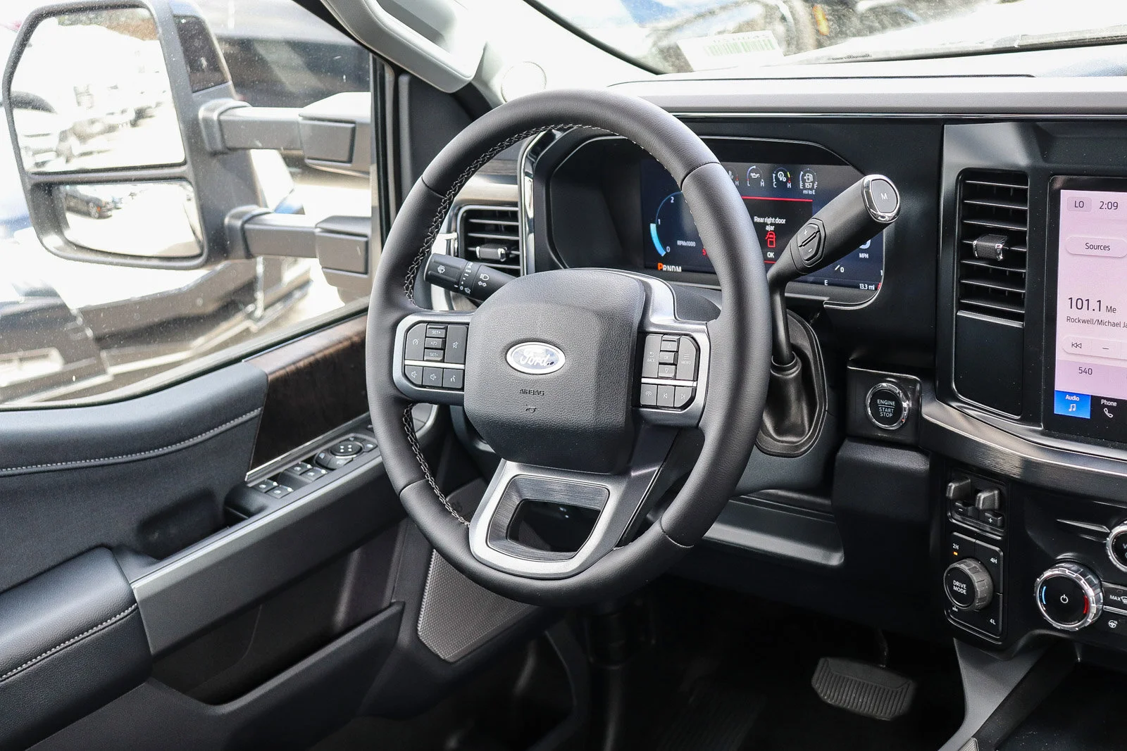 New 2026 Carbonized Gray Metallic Ford F-250® Lariat® image 17