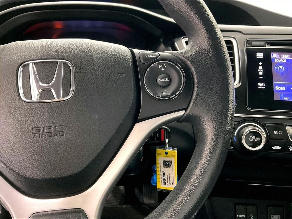 Used 2015 Black Honda SE image 23