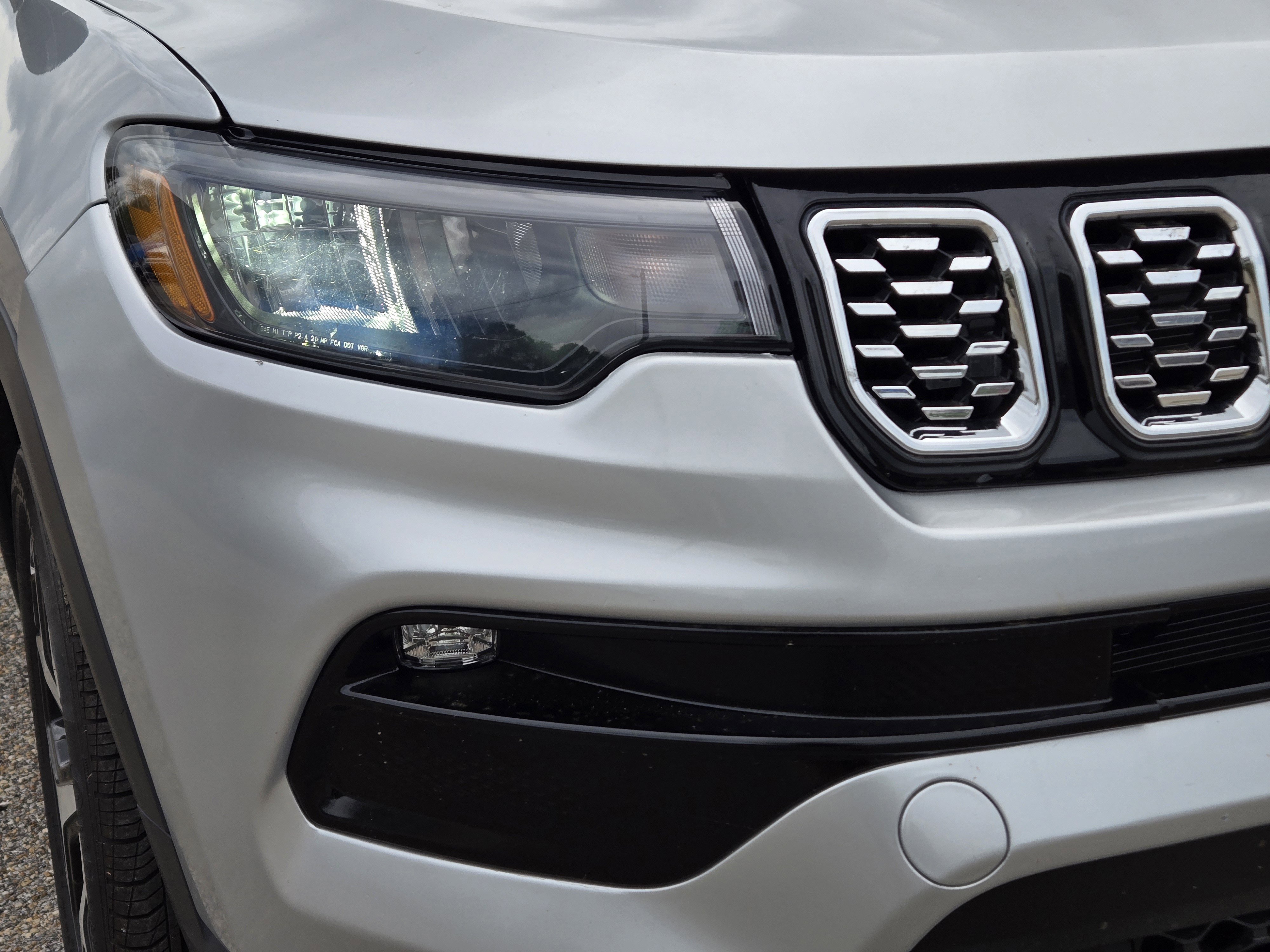 2025 Jeep Compass Limited - Photo 3