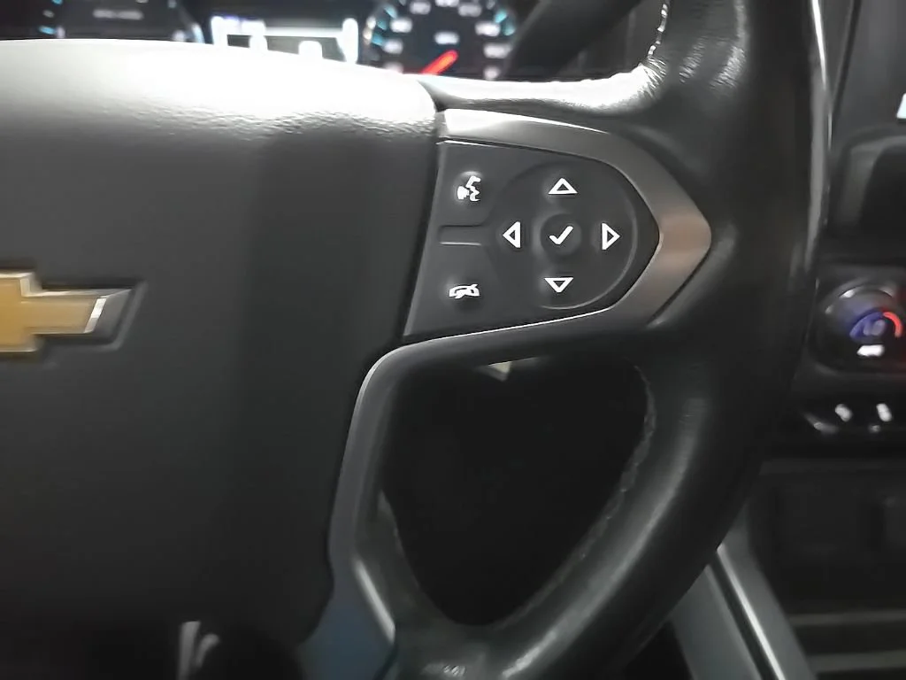 Used 2019 Black Chevrolet LTZ image 21