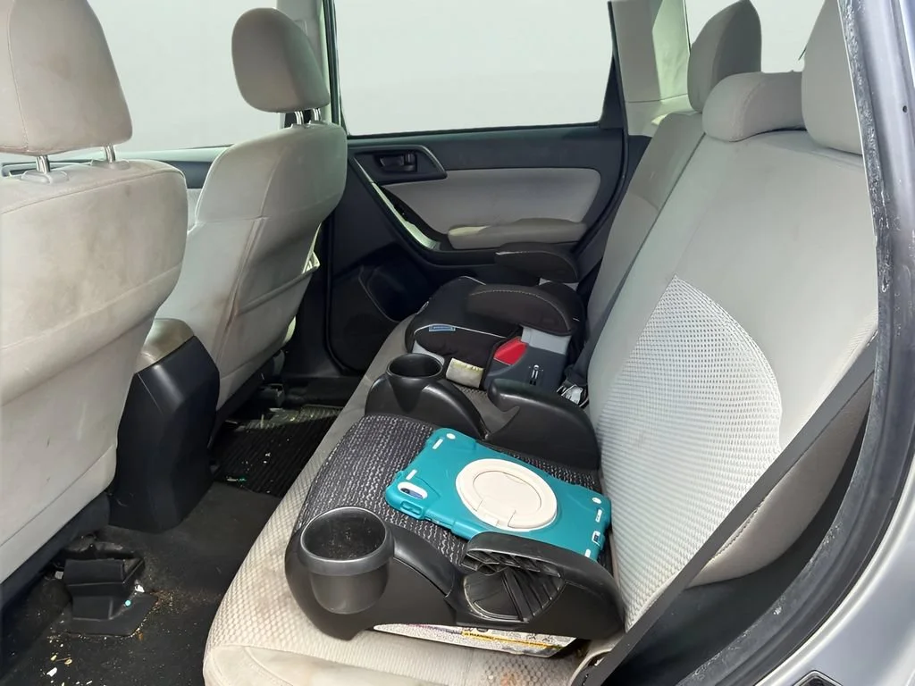 Used 2017 Silver Subaru 2.5i image 7